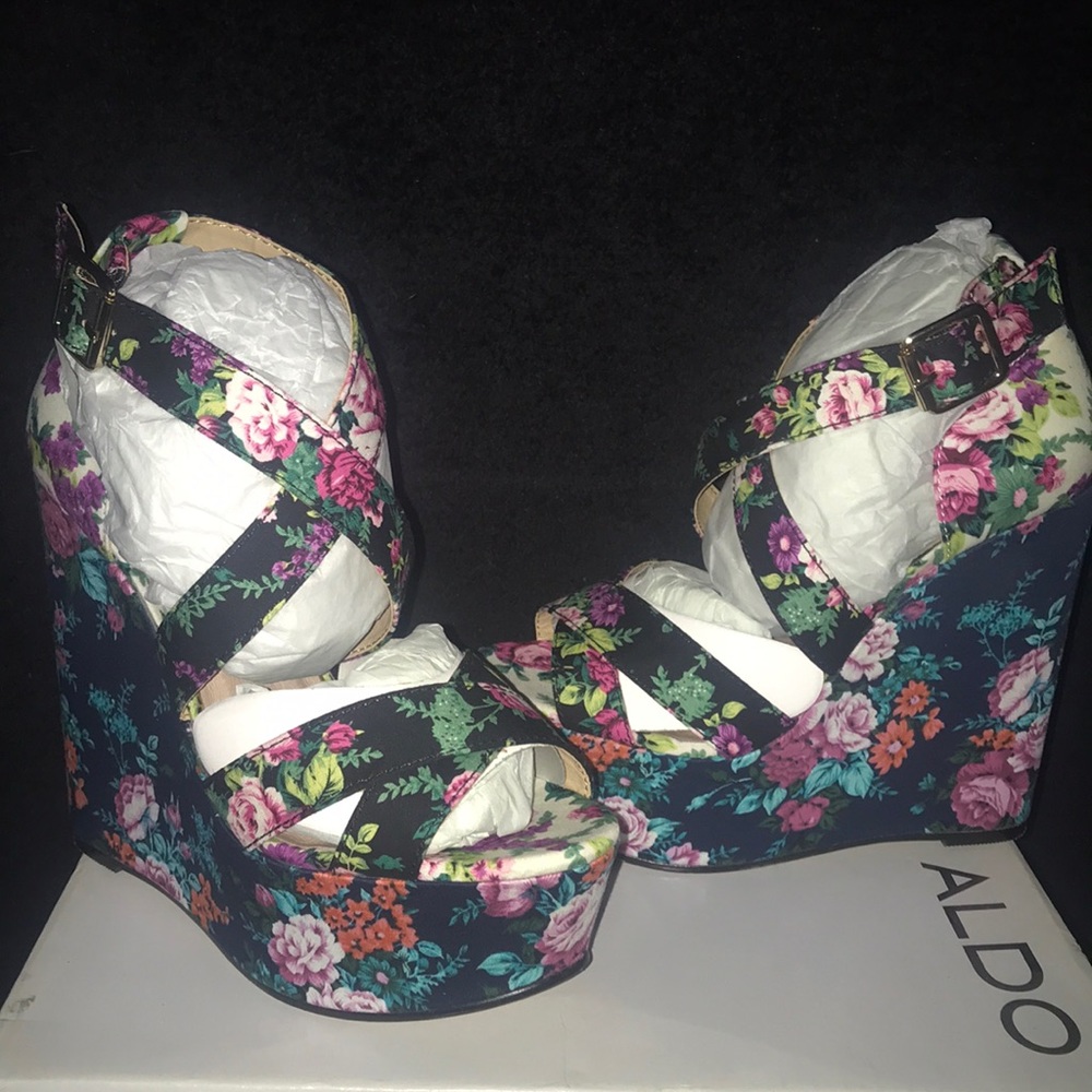 Aldo new floral print cross strap sandal wedge